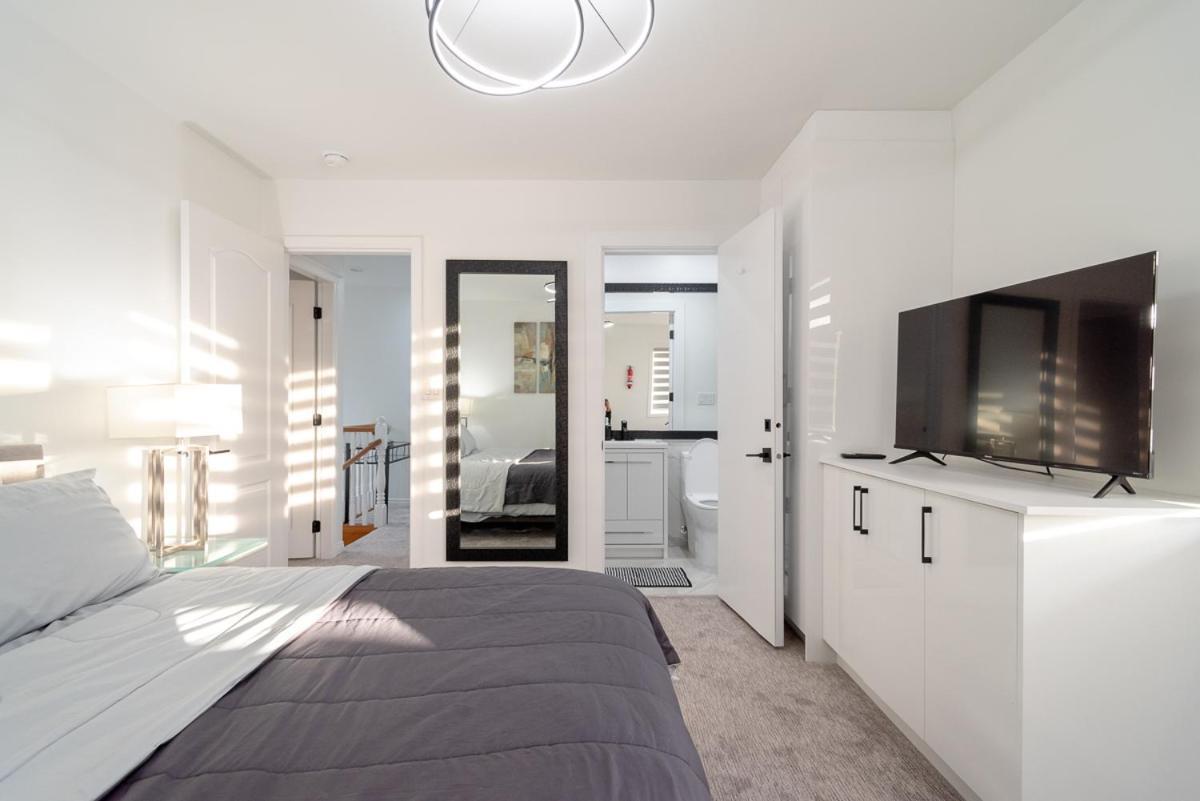 Spacious & Modern By The Beach White Rock Extérieur photo