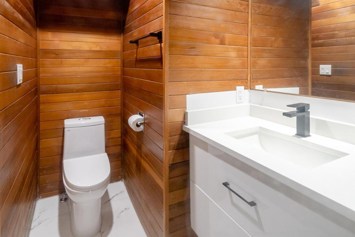 Spacious & Modern By The Beach White Rock Extérieur photo